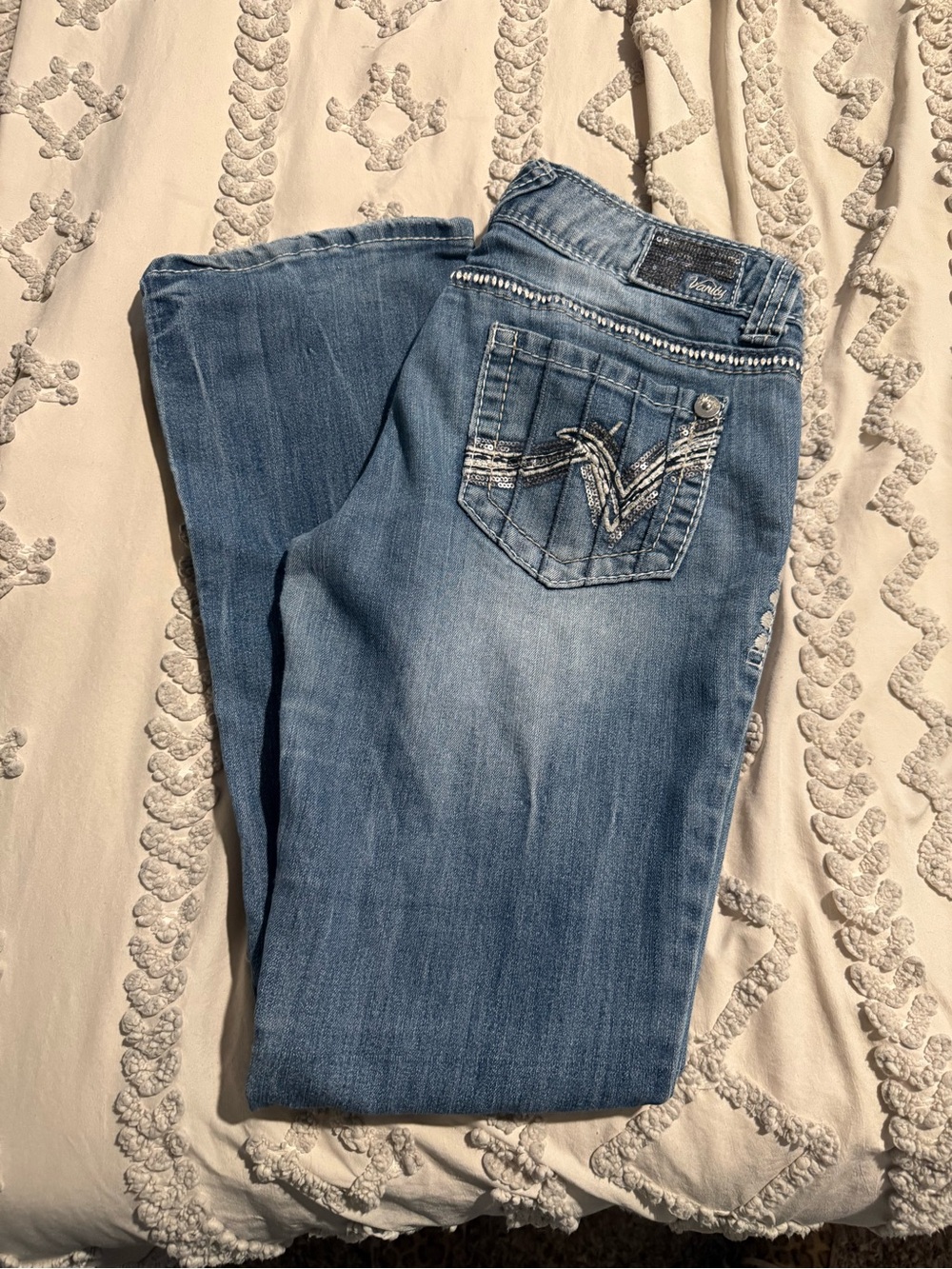 4/$16 Vanity Women's Mid Wash Blue Embroidered Pocket Jeans